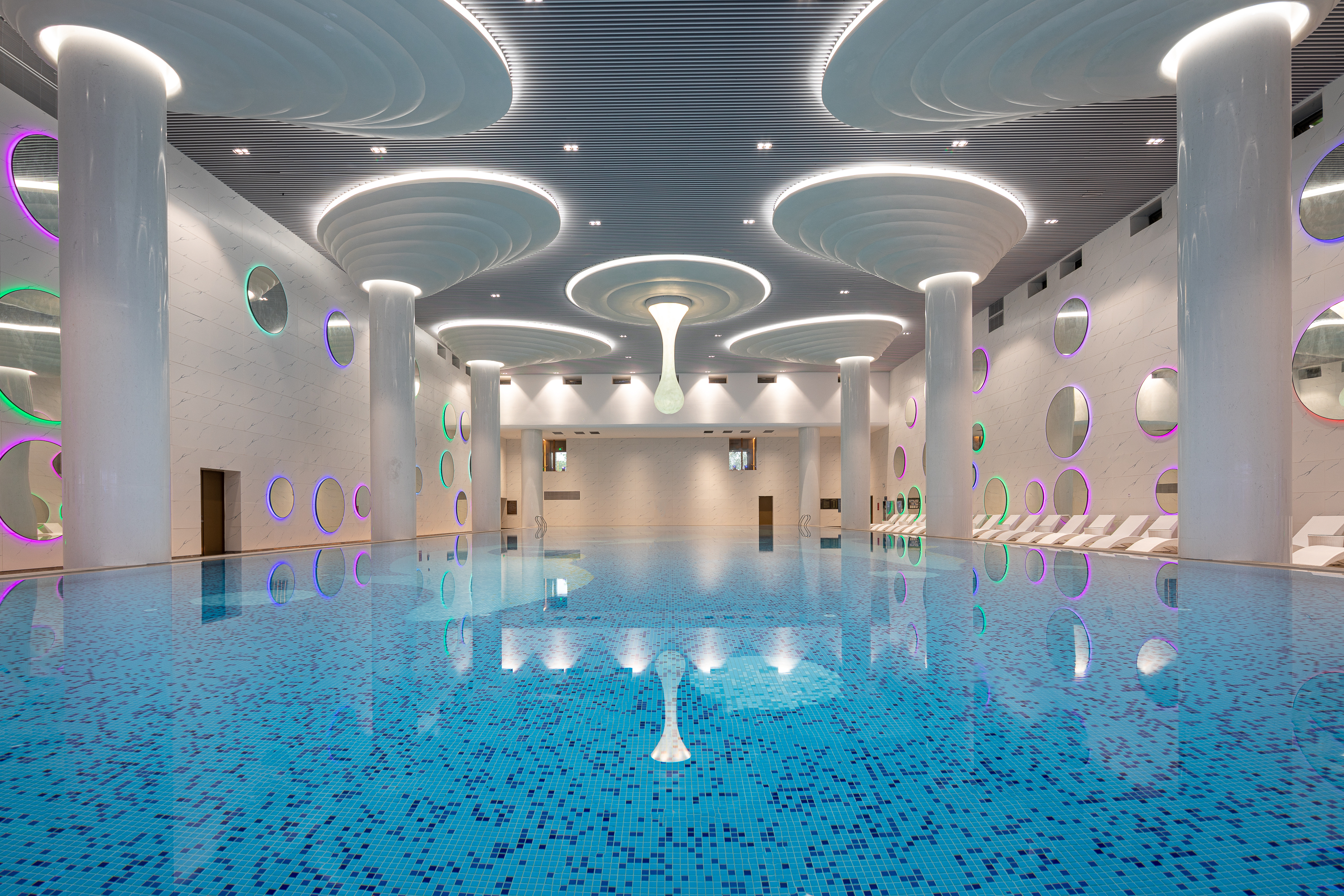 Pool at the Wyndham Grand Zhaoqing Downtown in Zhaoqing, Other than US/Canada