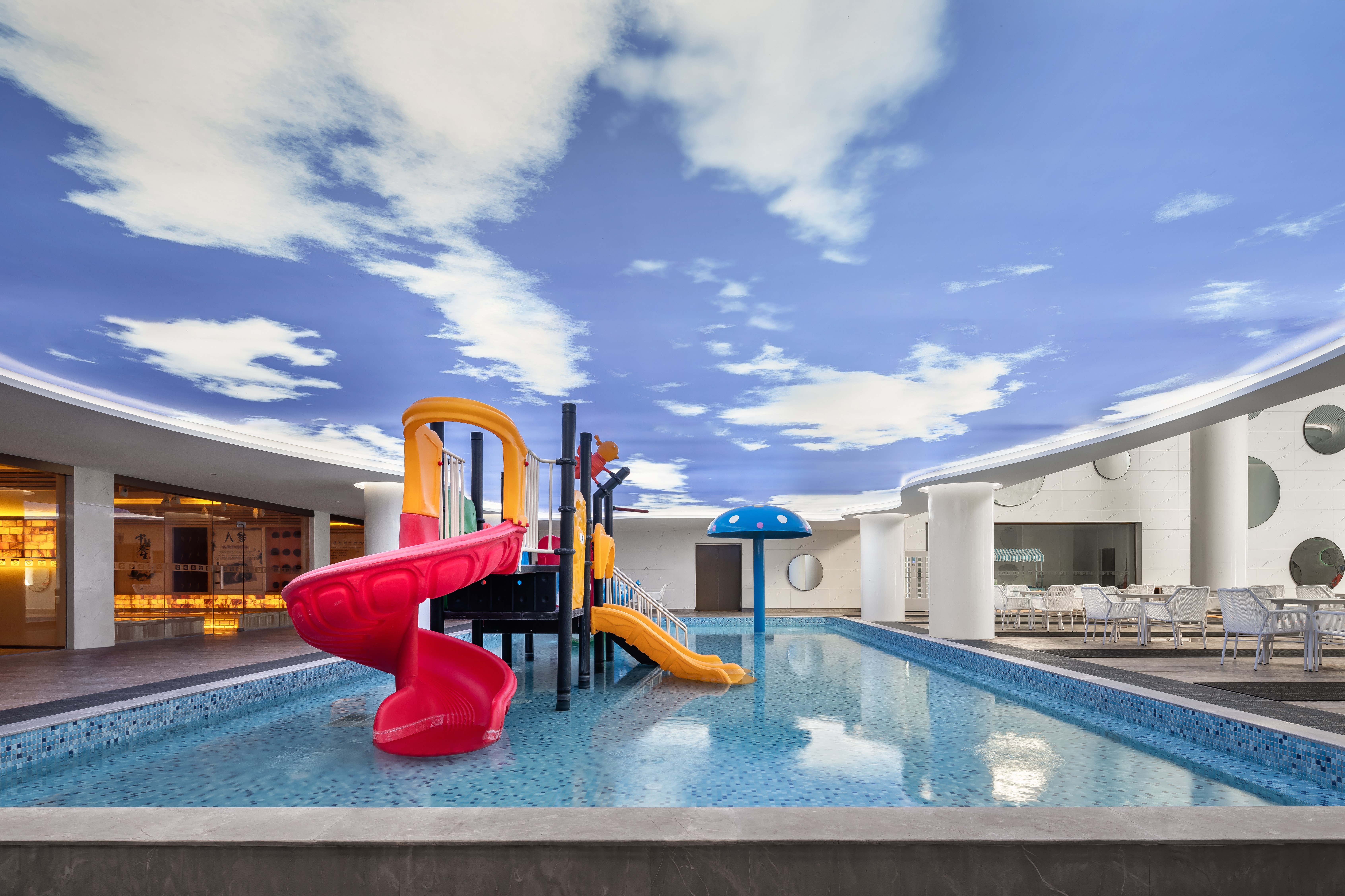 Pool at the Wyndham Grand Zhaoqing Downtown in Zhaoqing, Other than US/Canada