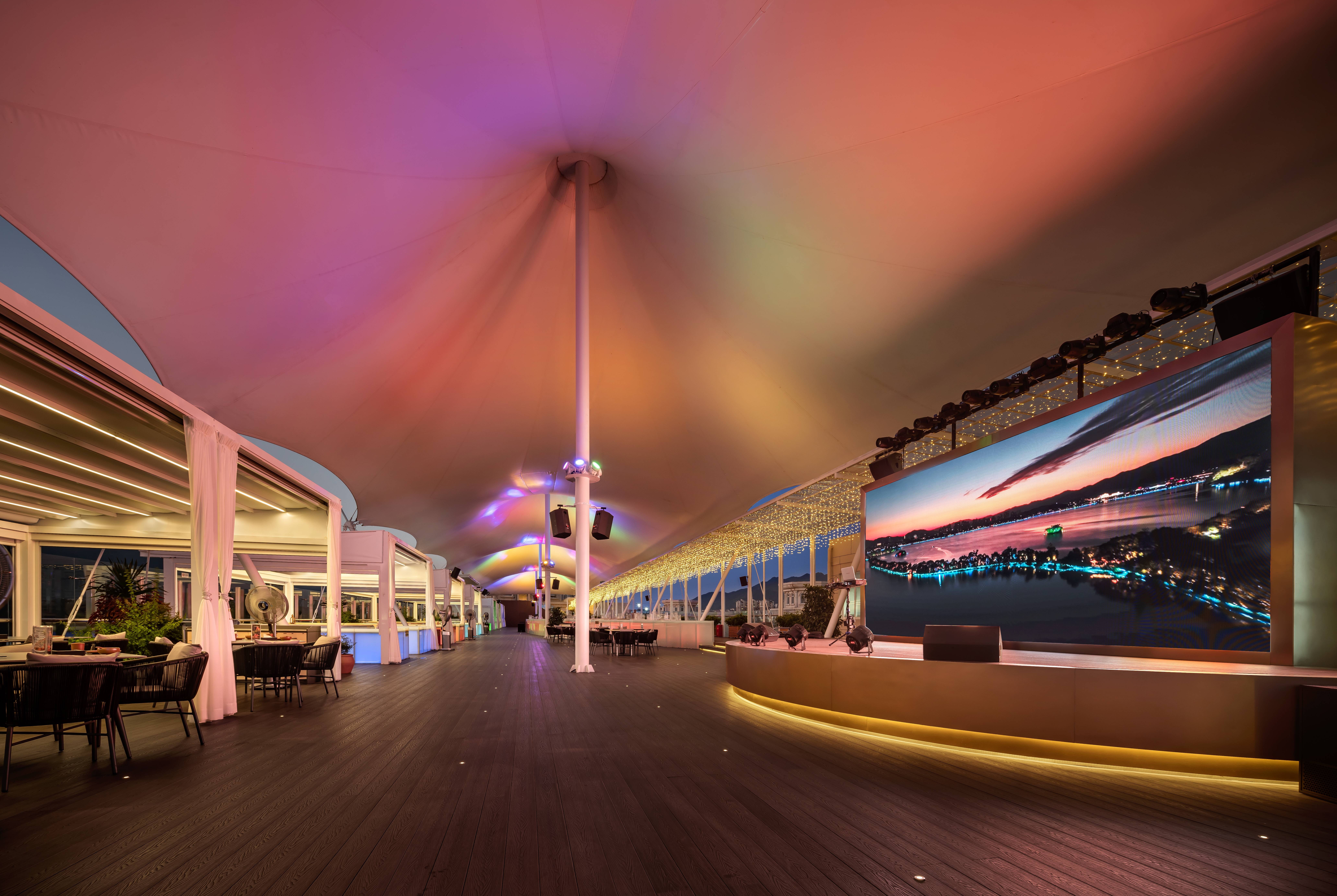 Wyndham Grand Zhaoqing Downtown restaurant in Zhaoqing, Other than US/Canada