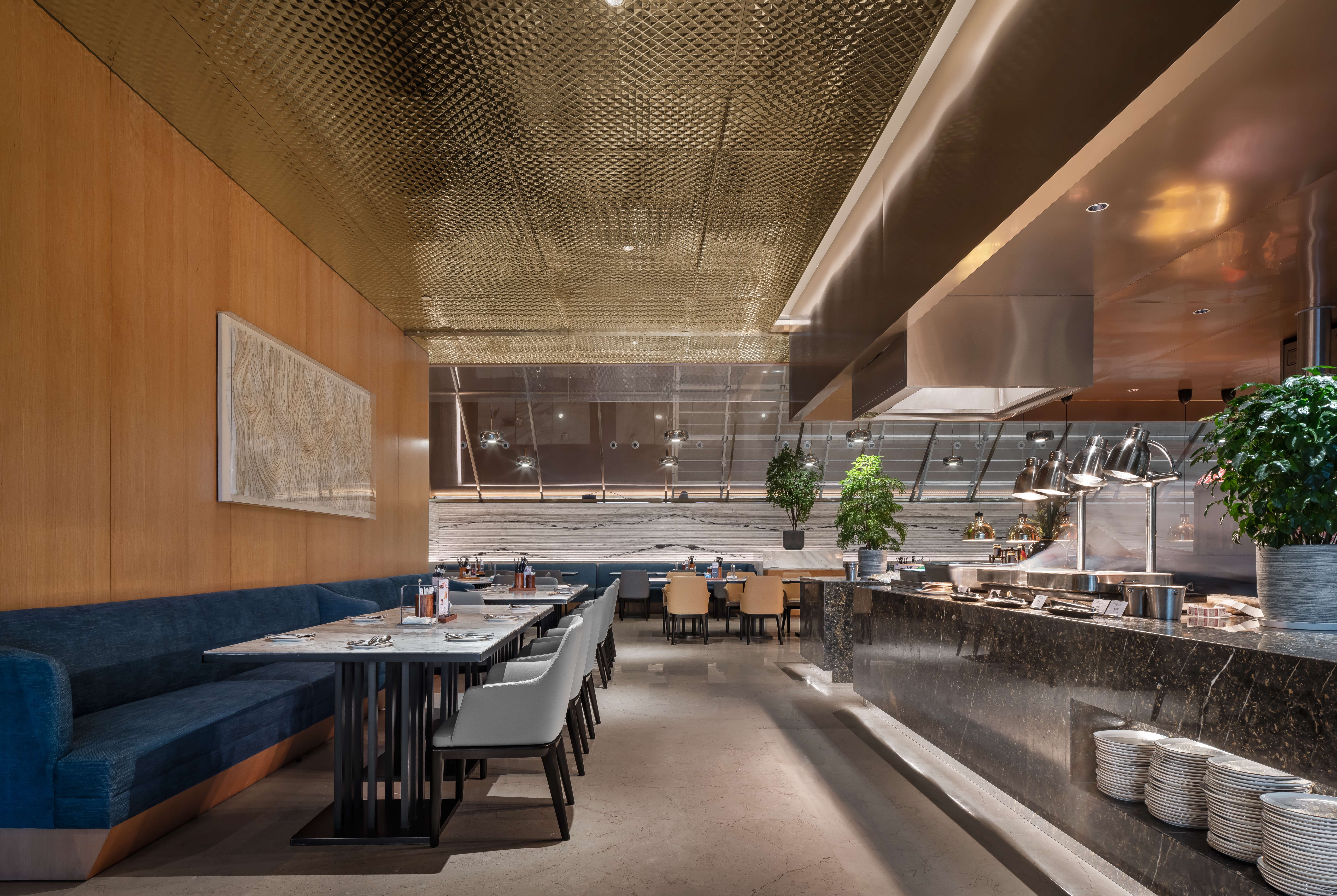 Wyndham Grand Zhaoqing Downtown restaurant in Zhaoqing, Other than US/Canada