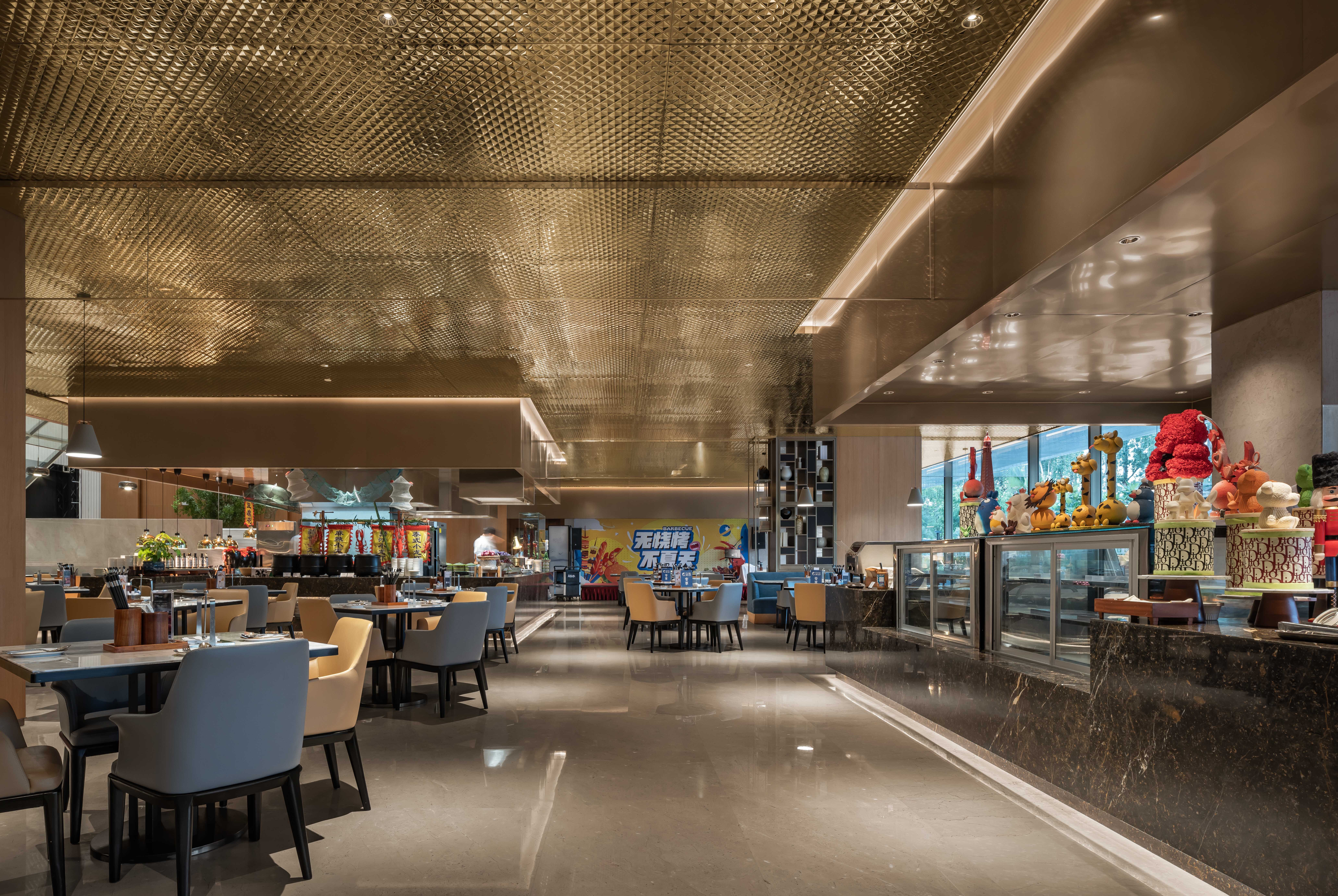 Wyndham Grand Zhaoqing Downtown restaurant in Zhaoqing, Other than US/Canada