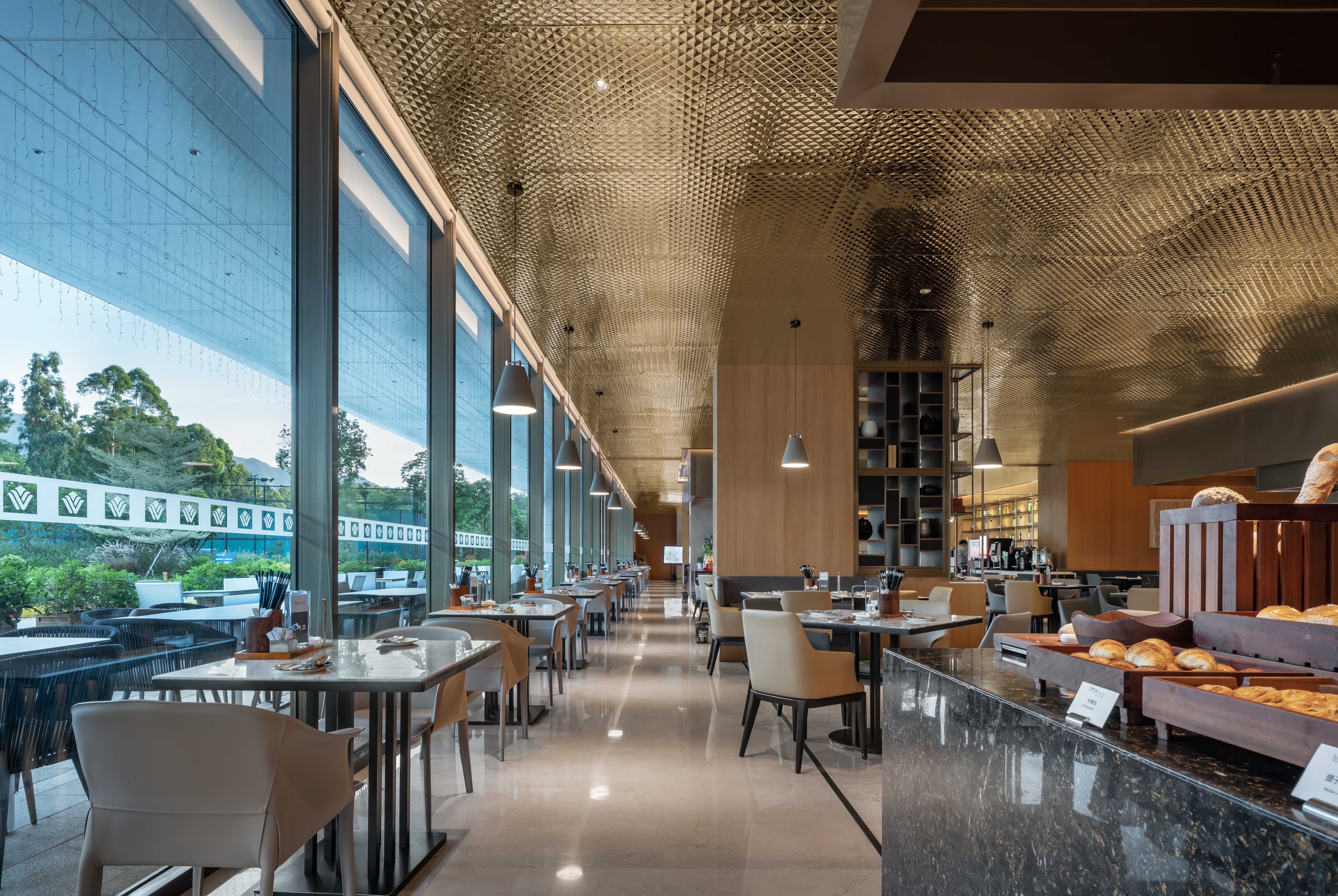 Wyndham Grand Zhaoqing Downtown restaurant in Zhaoqing, Other than US/Canada