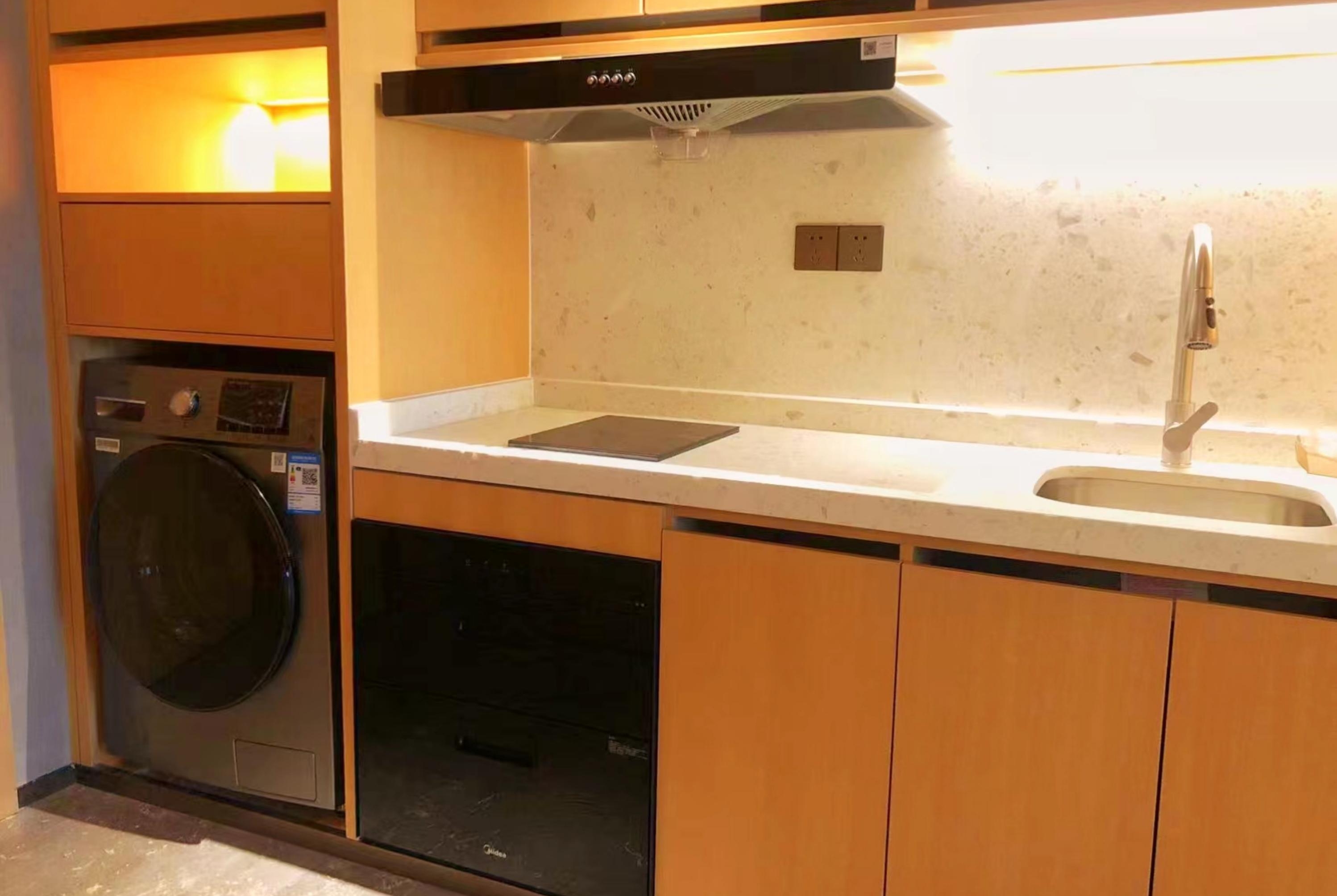 Guest room at the Wyndham Grand Zhaoqing Downtown in Zhaoqing, Other than US/Canada