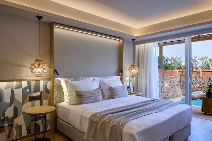 Guest room at the Wyndham Grand Crete Mirabello Bay in Agios Nikolaos, Other than US/Canada