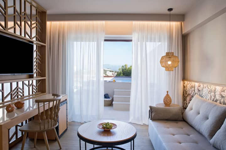 Guest room at the Wyndham Grand Crete Mirabello Bay in Agios Nikolaos, Other than US/Canada