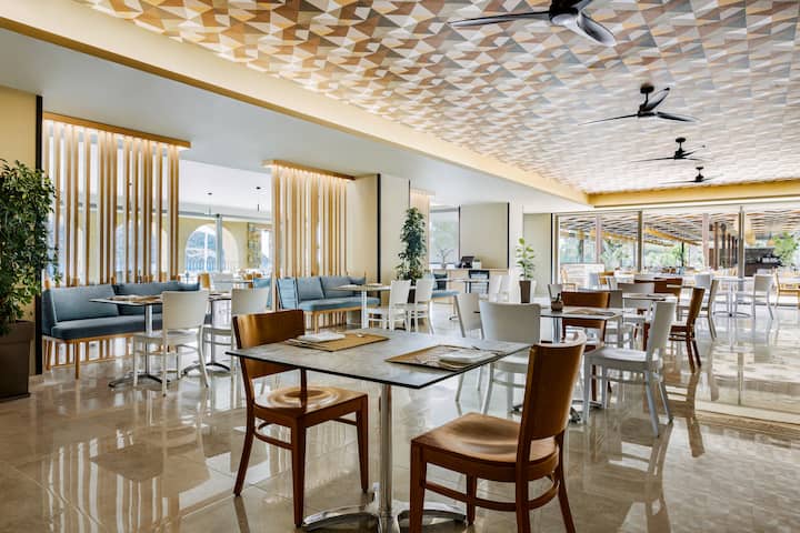 Wyndham Grand Crete Mirabello Bay restaurant in Agios Nikolaos, Other than US/Canada