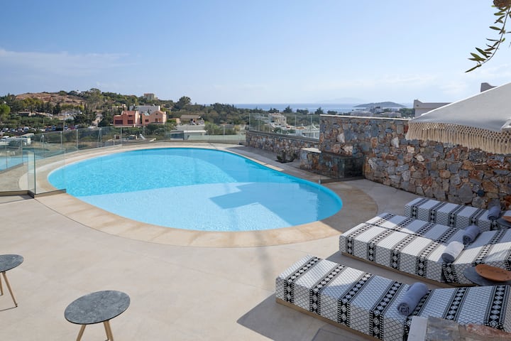Wyndham Grand Crete Mirabello Bay suite in Agios Nikolaos, Other than US/Canada