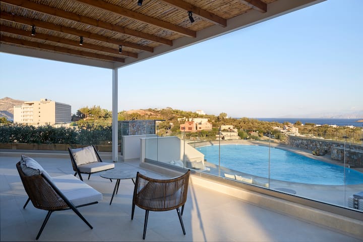 Wyndham Grand Crete Mirabello Bay suite in Agios Nikolaos, Other than US/Canada