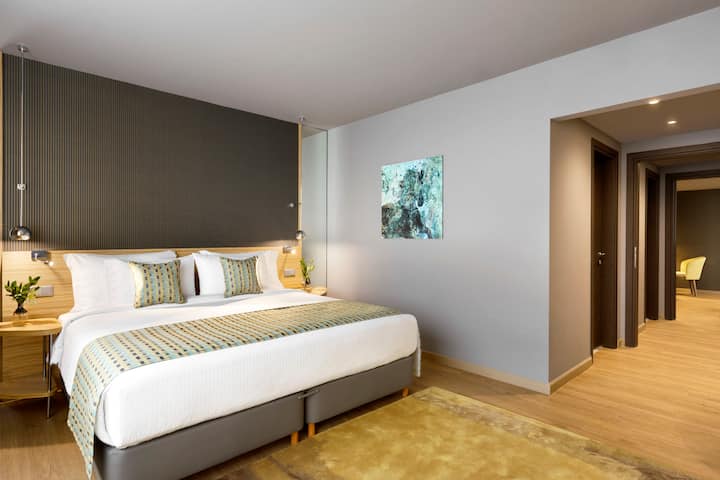 Wyndham Grand Athens suite in Athens, Other than US/Canada