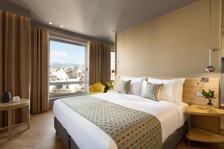Wyndham Grand Athens suite in Athens, Other than US/Canada
