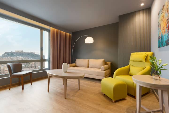 Wyndham Grand Athens suite in Athens, Other than US/Canada