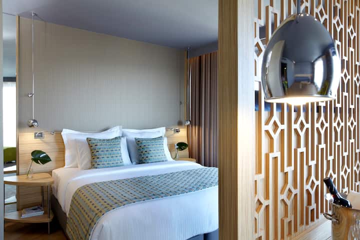 Guest room at the Wyndham Grand Athens in Athens, Other than US/Canada
