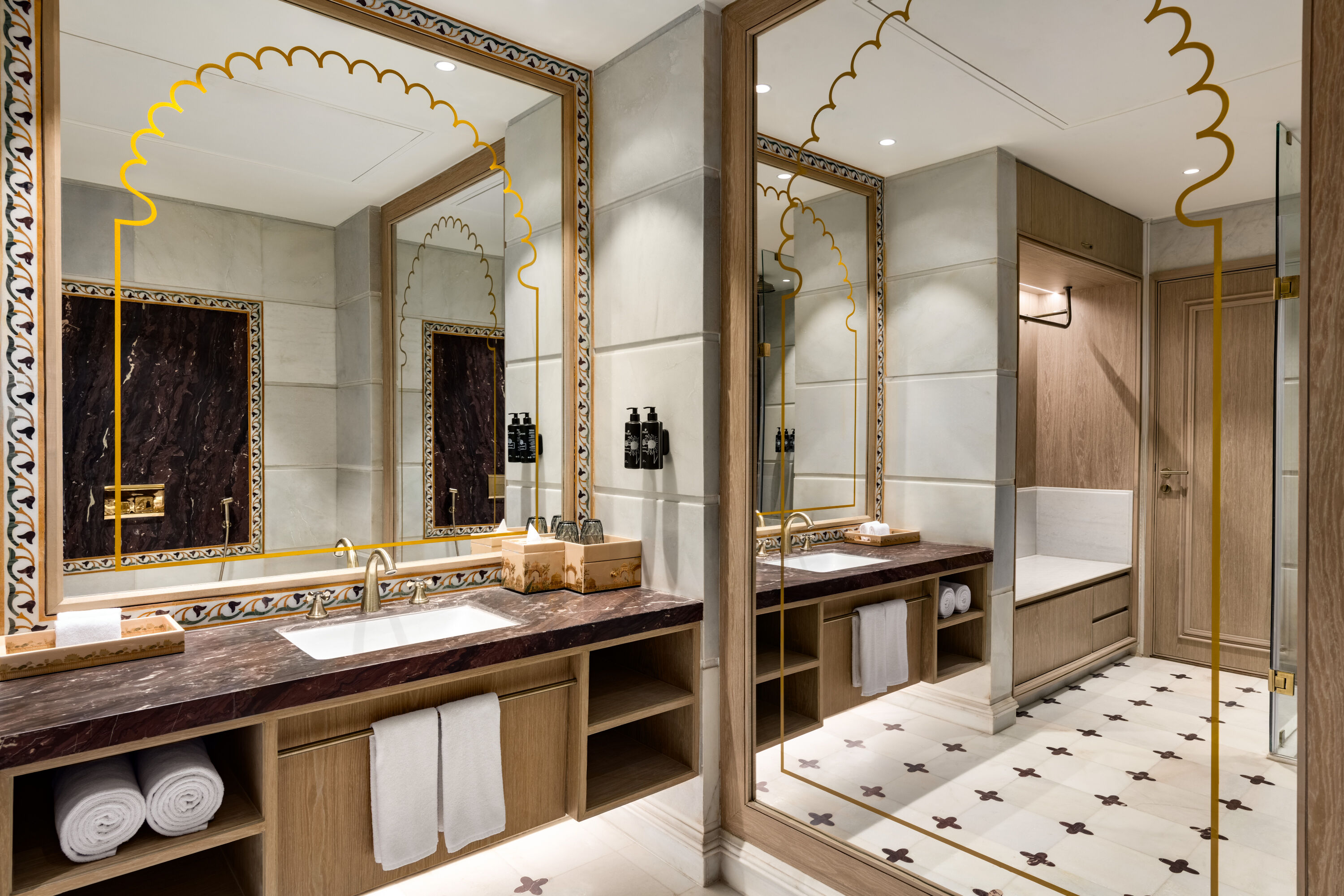 Guest room bath at the Wyndham Grand Udaipur Fateh Sagar Lake in Udaipur, Other than US/Canada