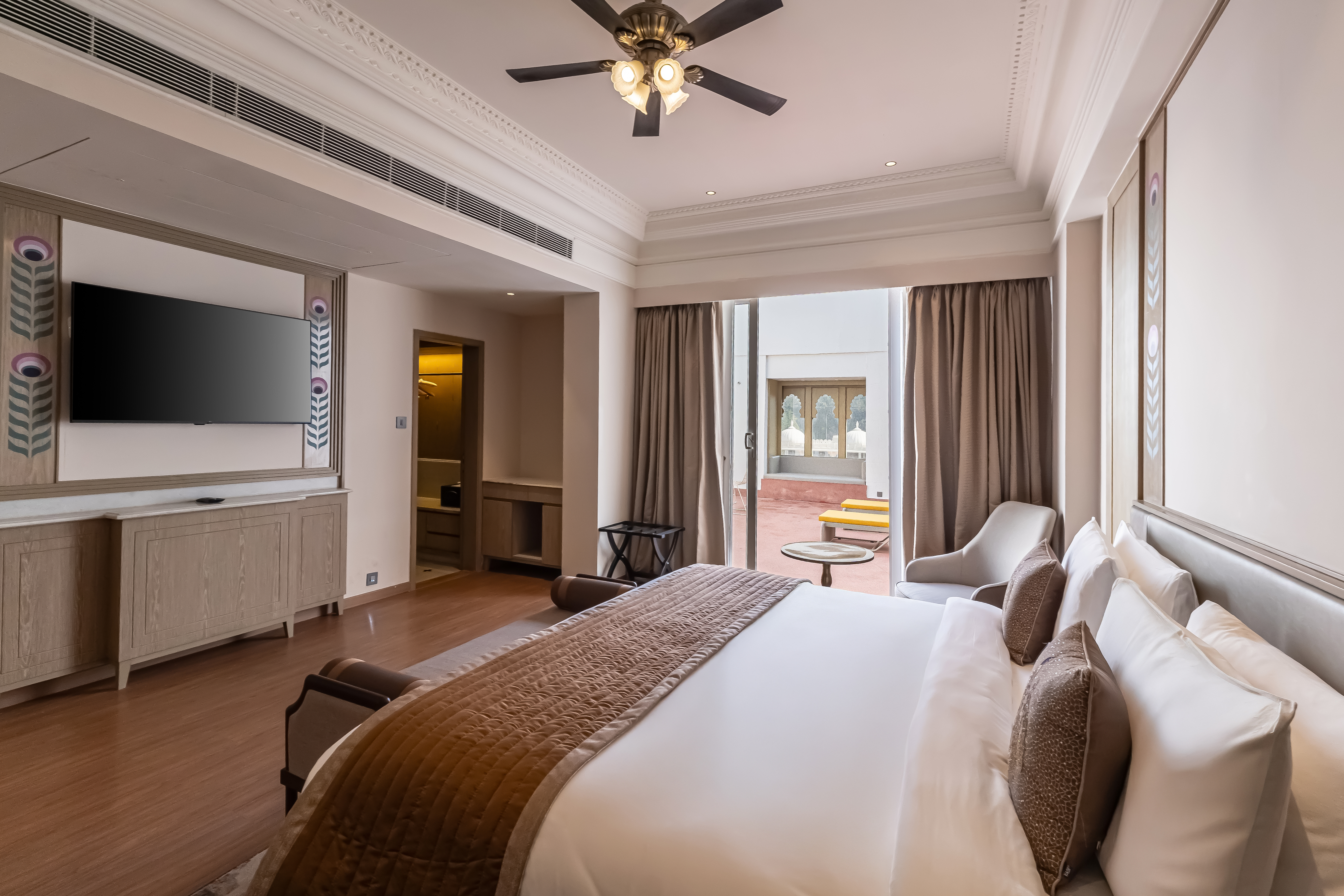 Guest room at the Wyndham Grand Udaipur Fateh Sagar Lake in Udaipur, Other than US/Canada