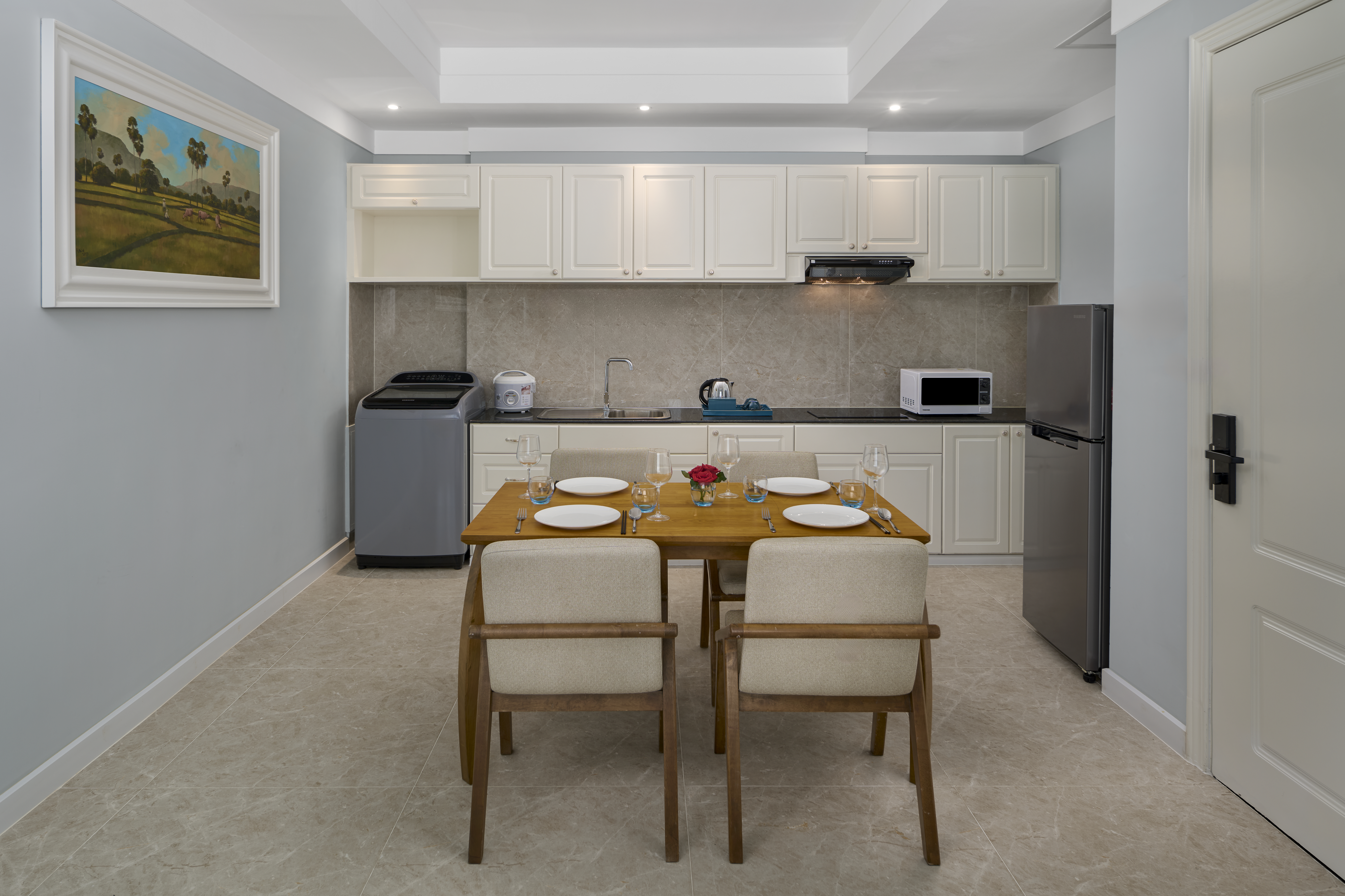 Wyndham Grand Phnom Penh Capital suite in Phnom Penh, Other than US/Canada