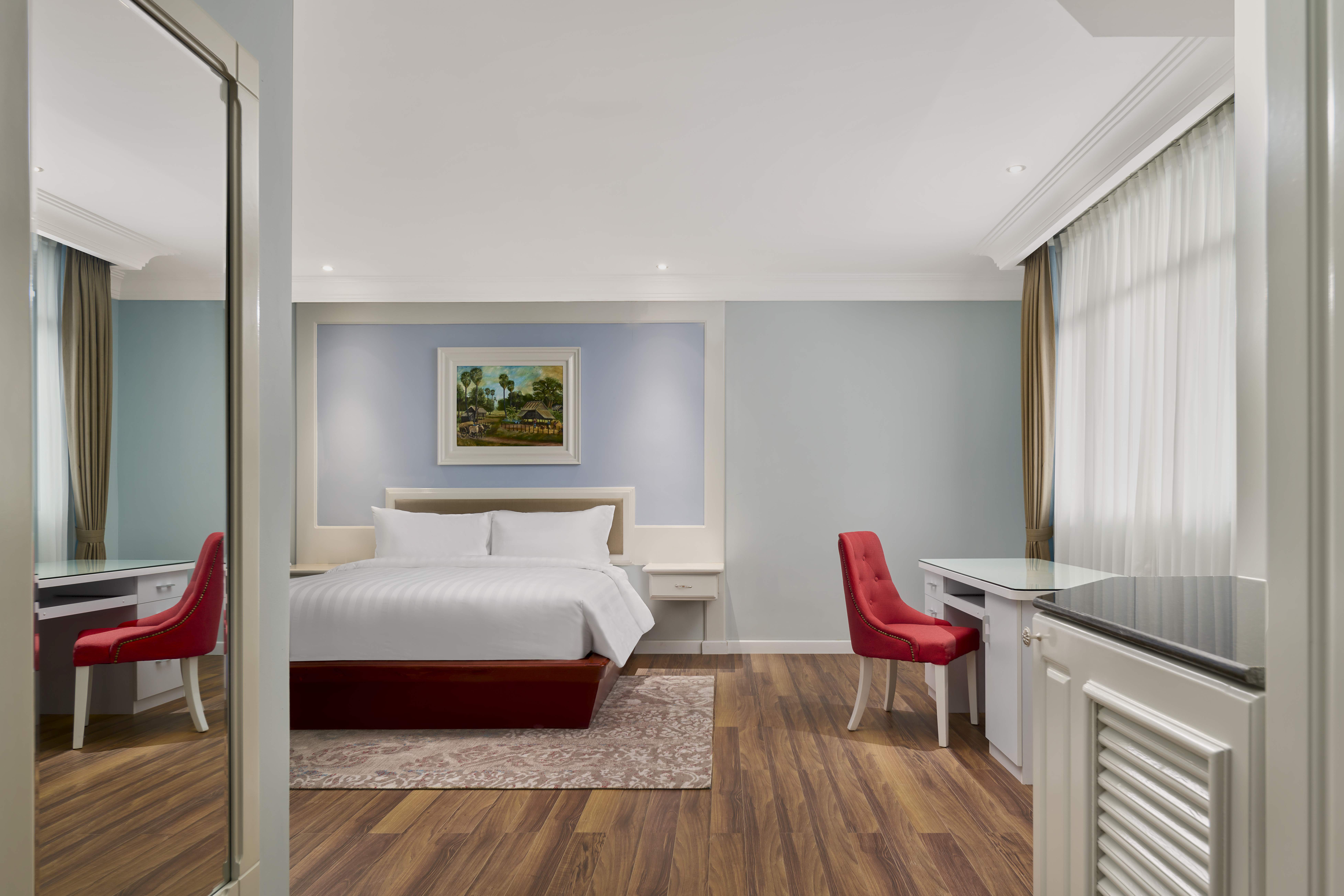 Wyndham Grand Phnom Penh Capital suite in Phnom Penh, Other than US/Canada