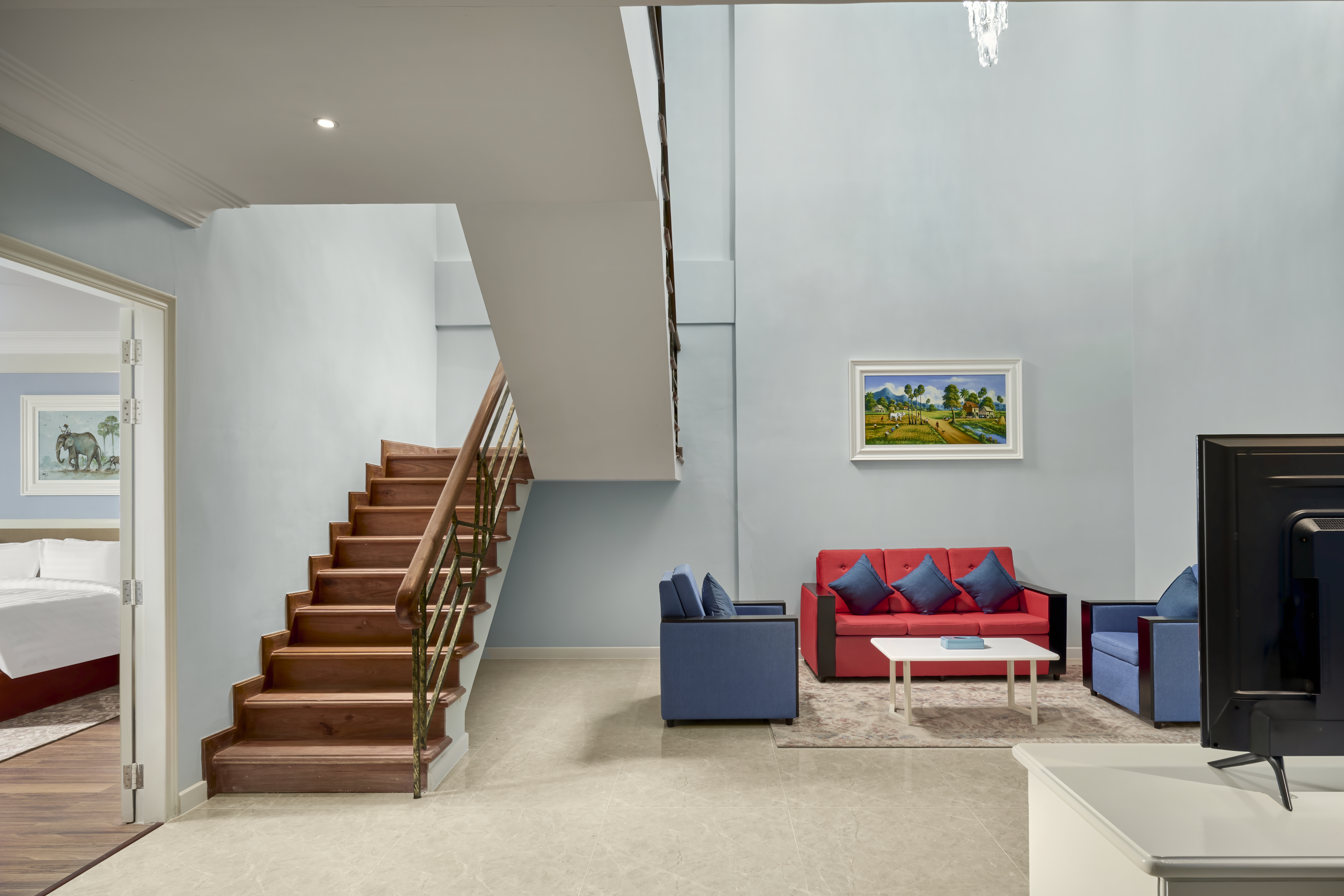 Wyndham Grand Phnom Penh Capital suite in Phnom Penh, Other than US/Canada