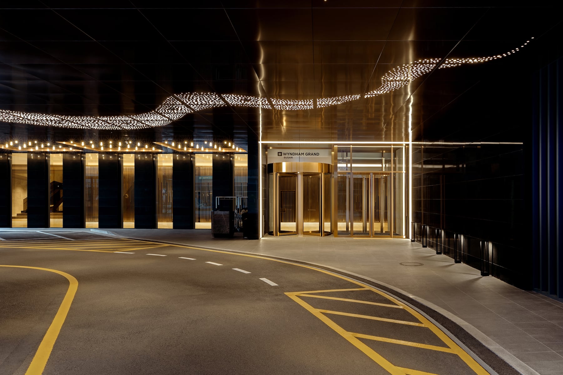 Exterior Night Image of Wyndham Grand Busan Ijin hotel in Busan, Other than US/Canada