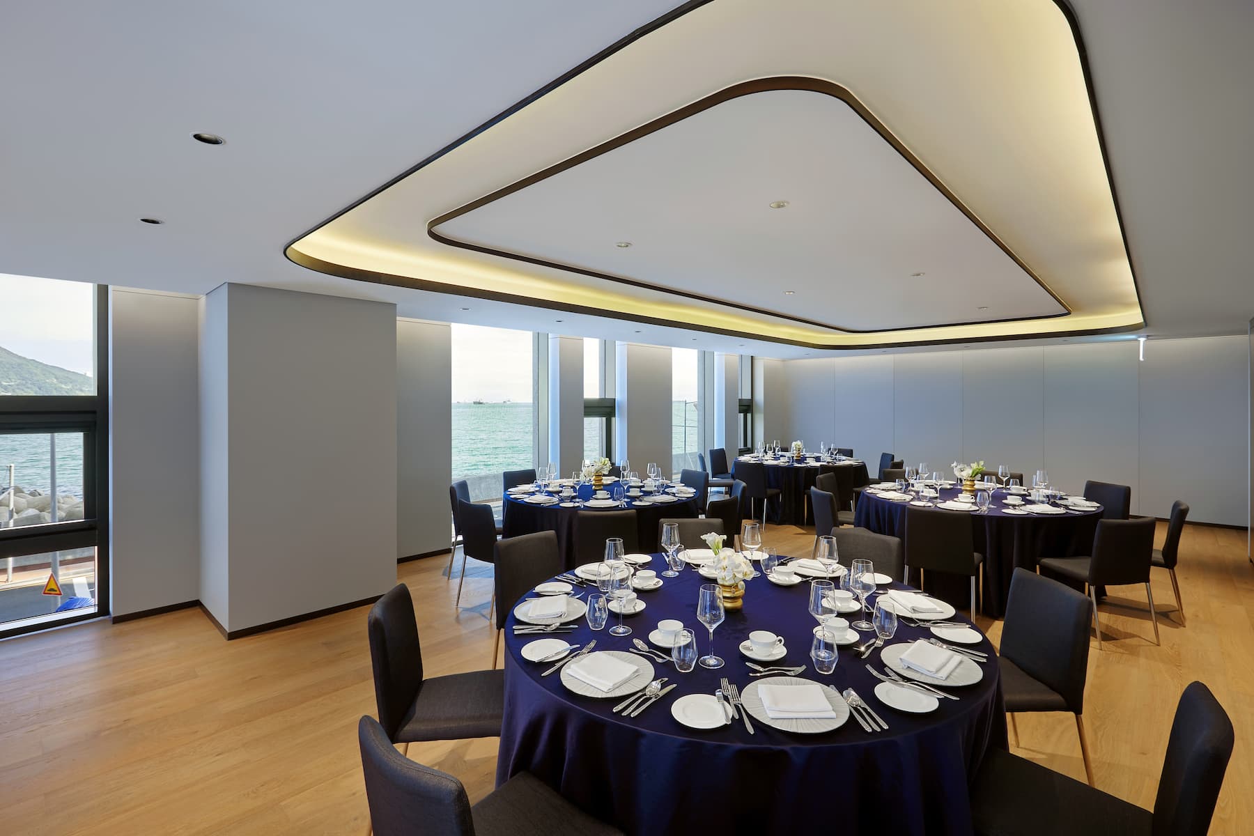 Meeting room at Wyndham Grand Busan Ijin in Busan, Other than US/Canada