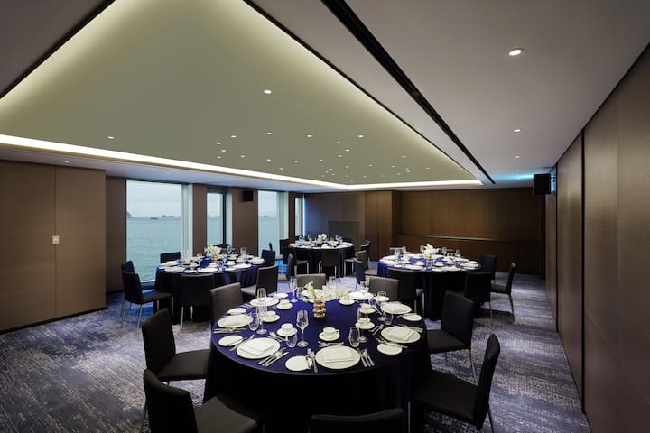 Meeting room at Wyndham Grand Busan Ijin in Busan, Other than US/Canada