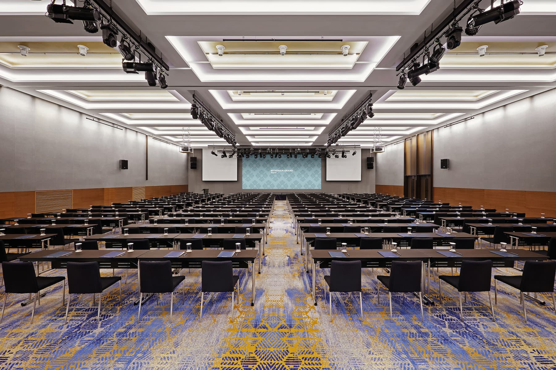 Meeting room at Wyndham Grand Busan Ijin in Busan, Other than US/Canada