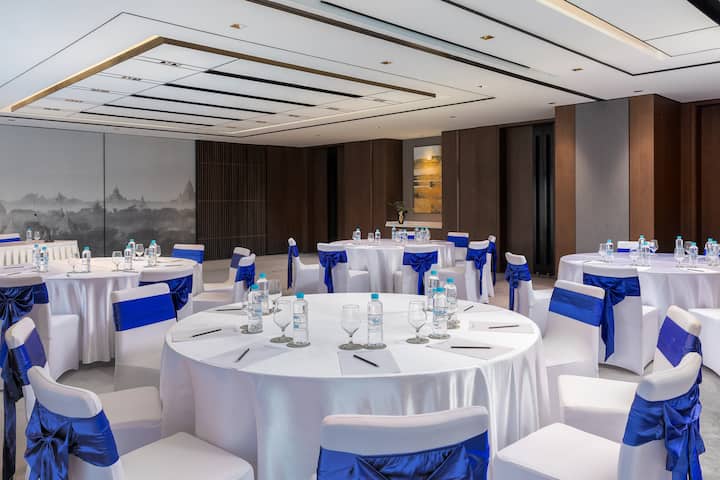 Wyndham Grand Yangon restaurant in Yangon, Other than US/Canada