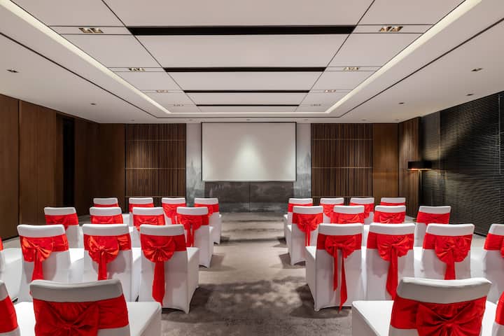 Meeting room at Wyndham Grand Yangon in Yangon, Other than US/Canada