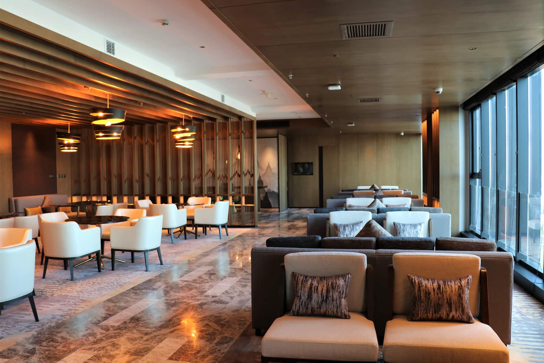 Bar at Wyndham Grand Yangon in Yangon, Other than US/Canada