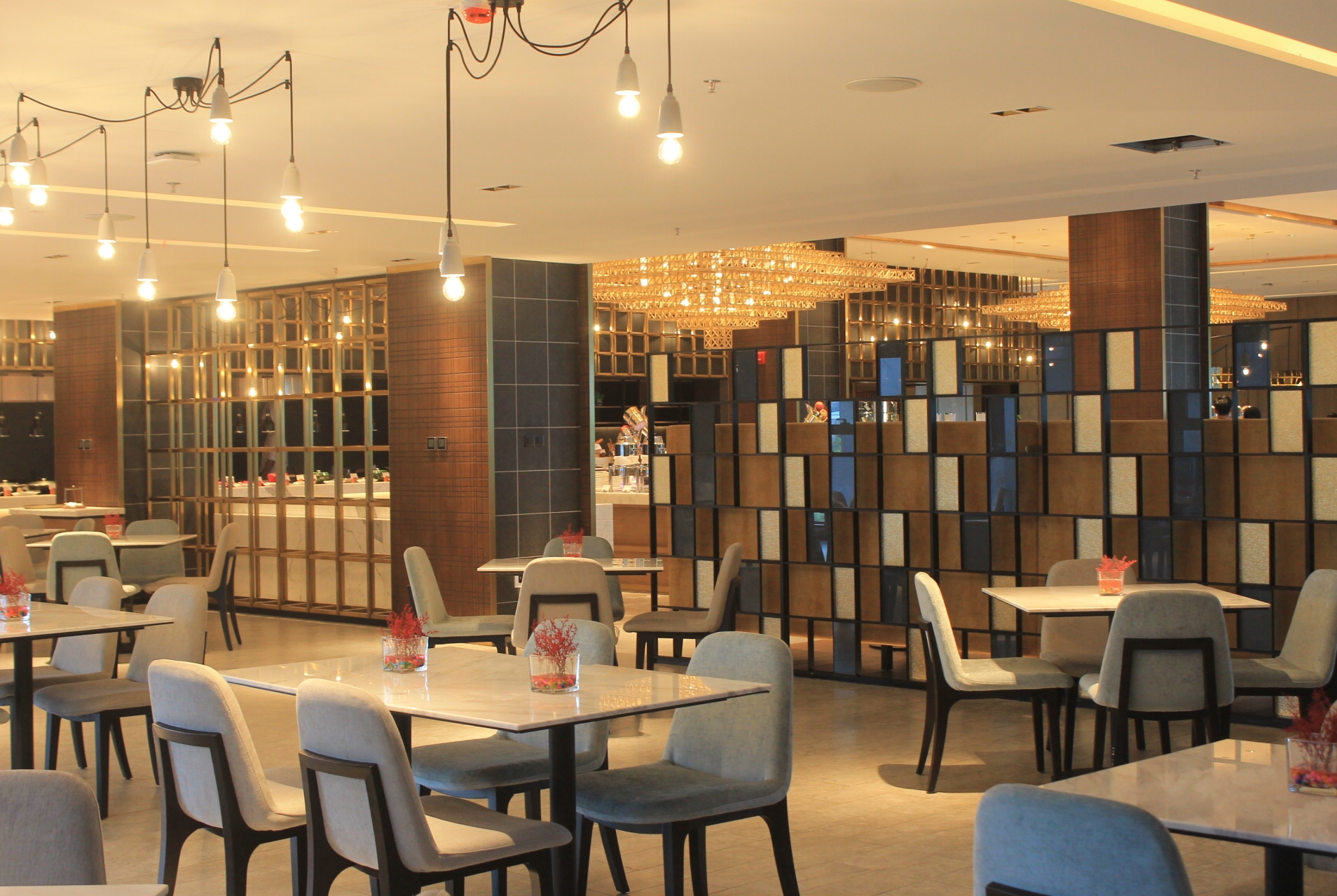 Wyndham Grand Yangon restaurant in Yangon, Other than US/Canada