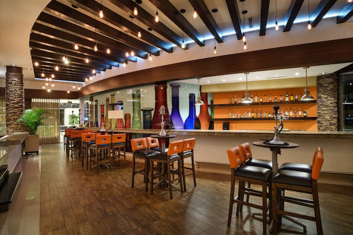 Wyndham Grand Cancun All Inclusive Resort & Villas bar and grill in Cancun, Other than US/Canada