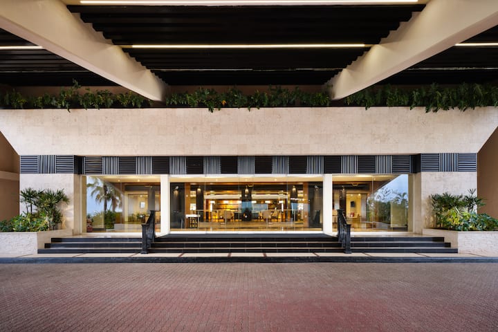 Wyndham Grand Cancun All Inclusive Resort & Villas lobby feature in Cancun, Other than US/Canada