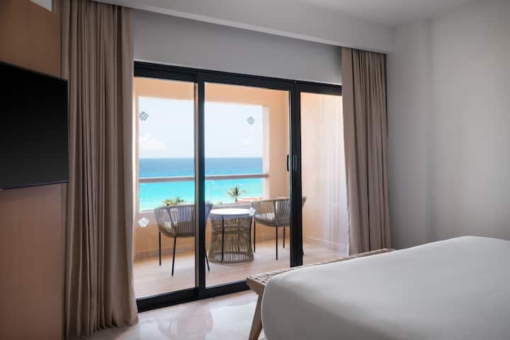 Wyndham Grand Cancun All Inclusive Resort & Villas suite in Cancun, Other than US/Canada