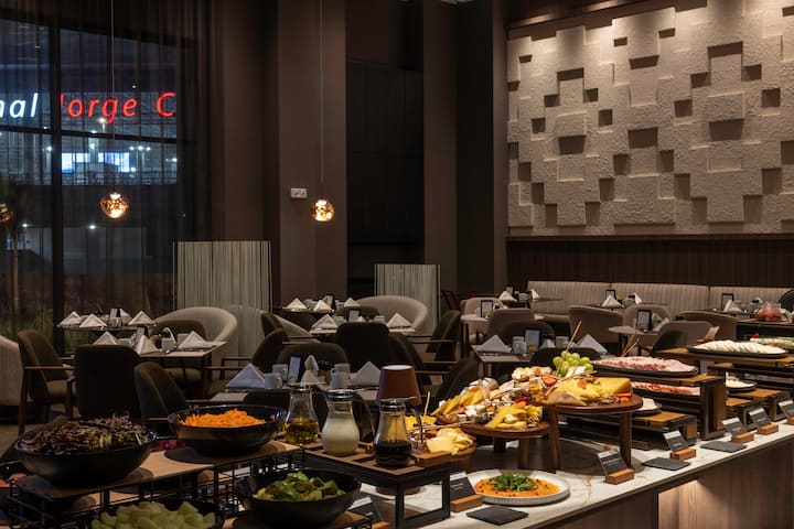 Wyndham Grand Costa Del Sol Lima Airport restaurant in Lima, Other than US/Canada