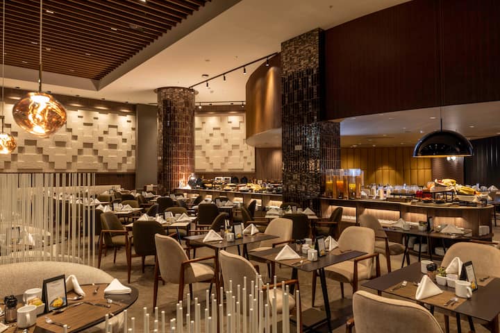 Wyndham Grand Costa Del Sol Lima Airport restaurant in Lima, Other than US/Canada