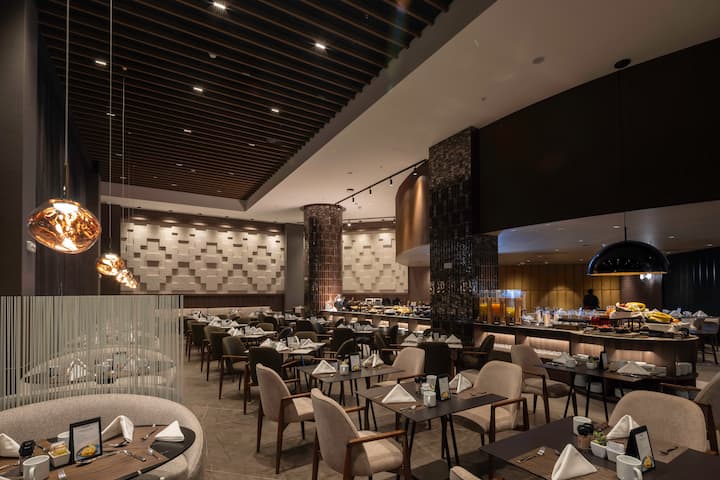 Wyndham Grand Costa Del Sol Lima Airport restaurant in Lima, Other than US/Canada