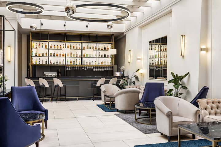 Bar at Wyndham Grand Krakow Old Town in Cracow, Other than US/Canada