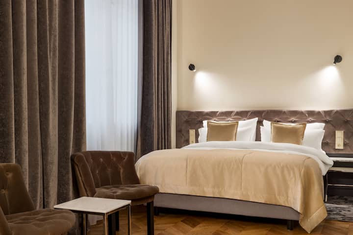 Guest room at the Wyndham Grand Krakow Old Town in Cracow, Other than US/Canada