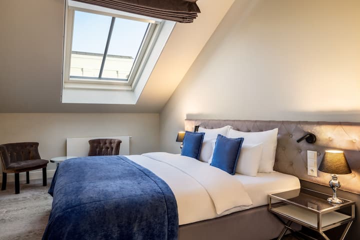 Wyndham Grand Krakow Old Town suite in Cracow, Other than US/Canada