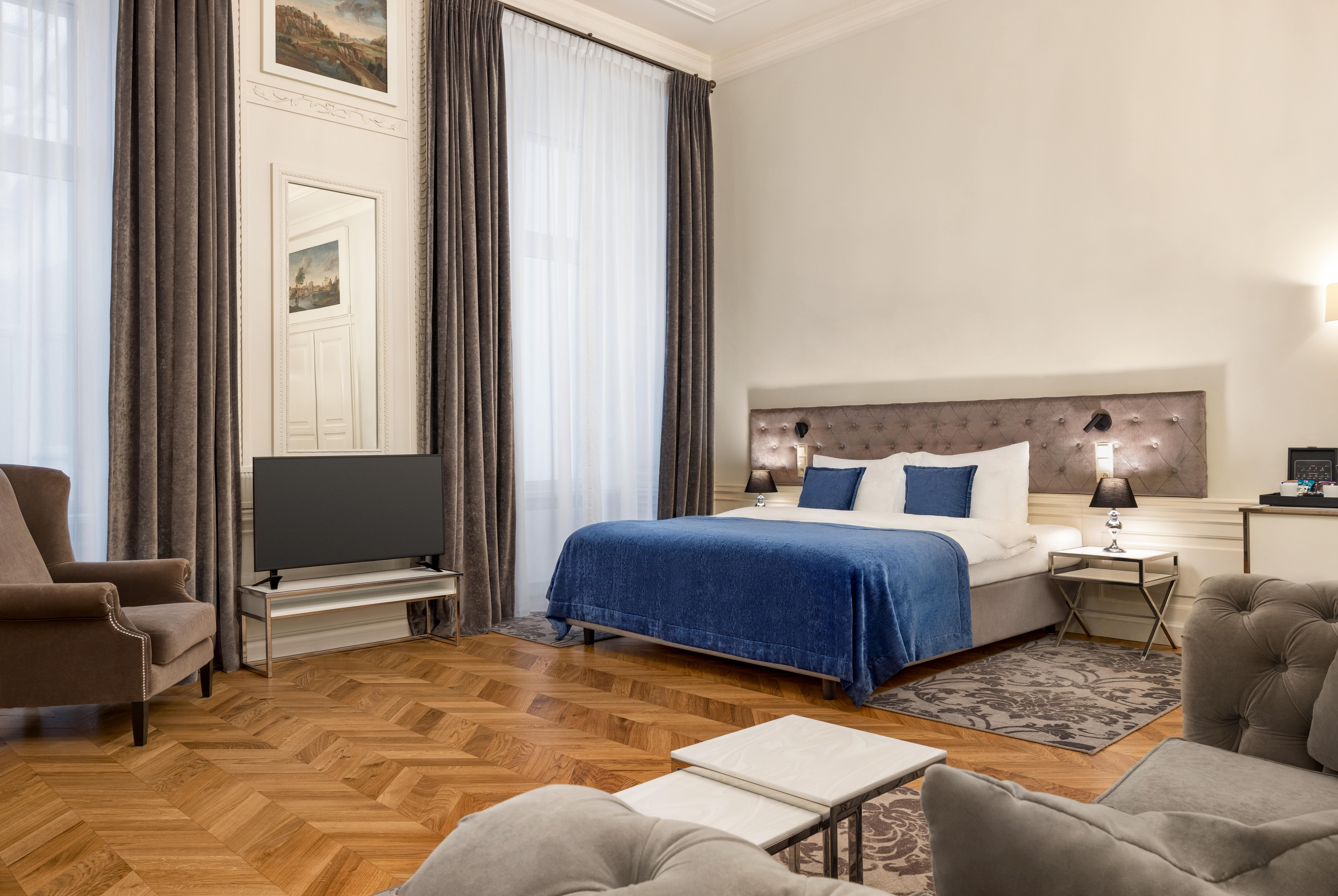 Wyndham Grand Krakow Old Town suite in Cracow, Other than US/Canada