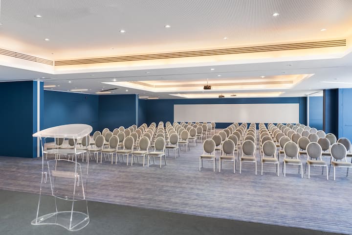 Meeting room at Wyndham Grand Algarve in Algarve, Other than US/Canada