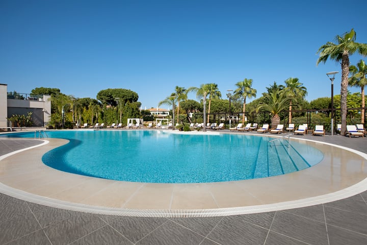 Pool at the Wyndham Grand Algarve in Algarve, Other than US/Canada