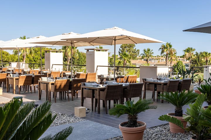 Wyndham Grand Algarve restaurant in Algarve, Other than US/Canada