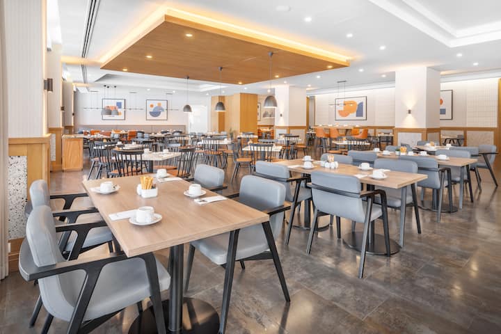 Wyndham Grand Algarve restaurant in Algarve, Other than US/Canada