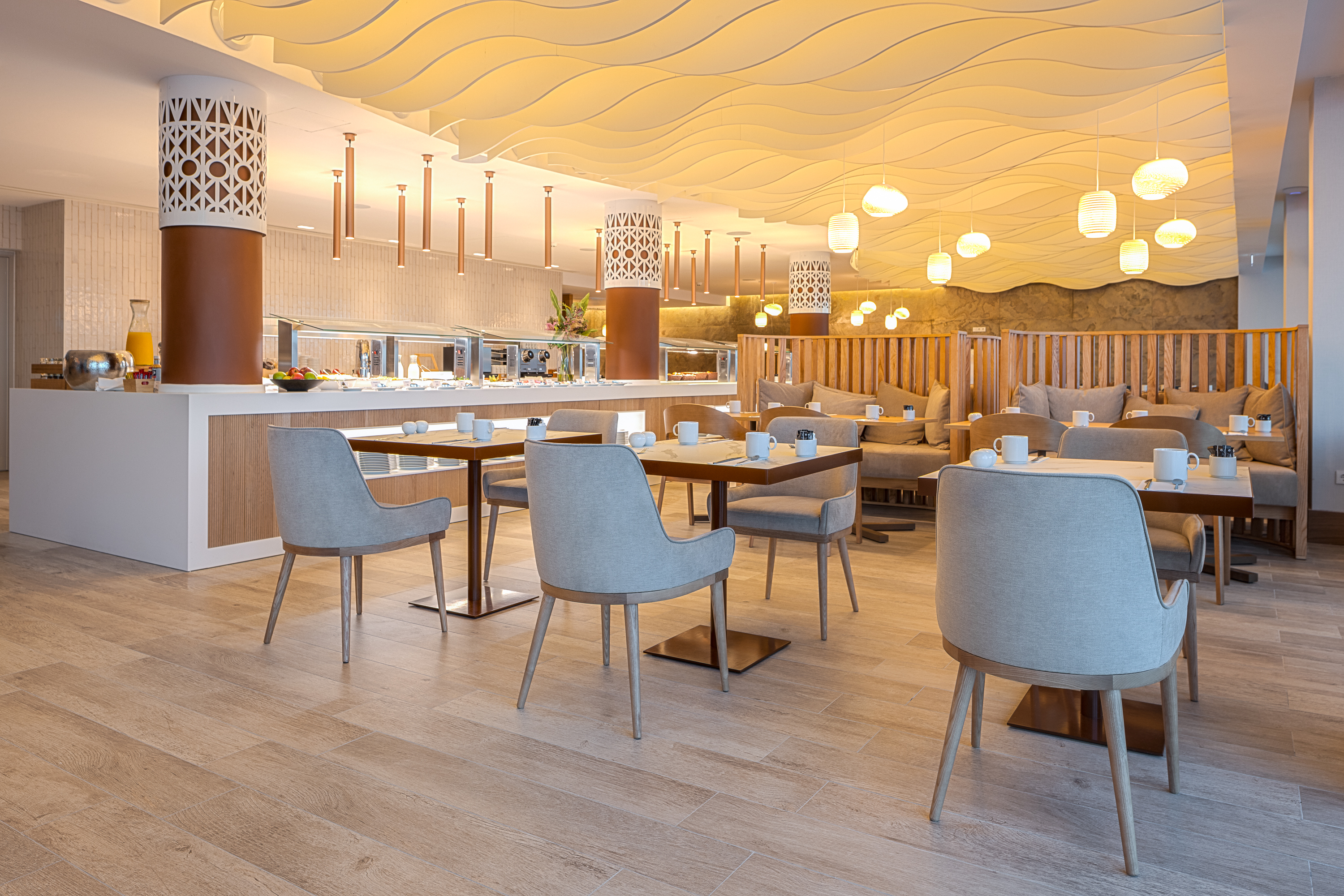 Wyndham Grand Carvoeiro Algarve restaurant buffet in Carvoeiro, Other than US/Canada