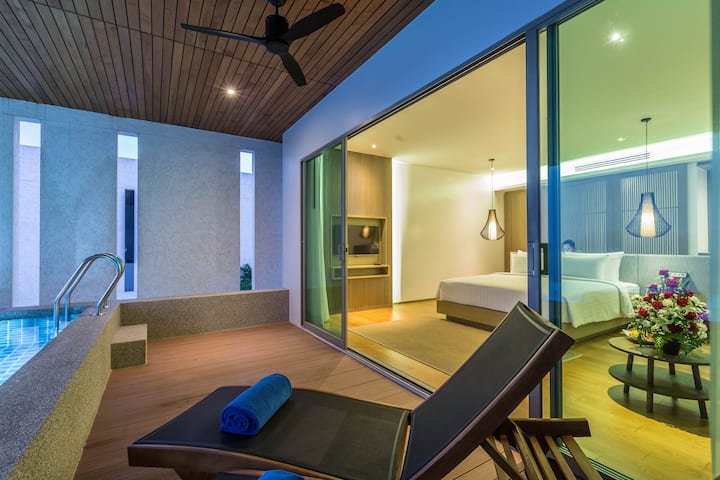 Guest room at the Wyndham Grand Phuket Kalim Bay in Phuket, Other than US/Canada