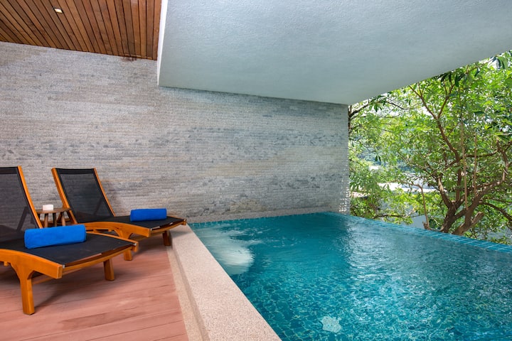Wyndham Grand Phuket Kalim Bay suite in Phuket, Other than US/Canada