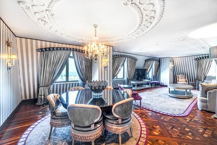 Wyndham Grand Istanbul Kalamis Marina Hotel suite in Istanbul, Other than US/Canada