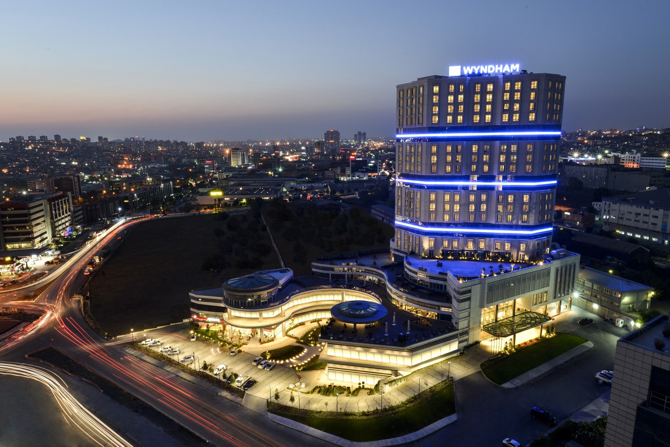 Istanbul Luxury Hotels; Wyndham Grand Istanbul Europe | Istanbul, TR Hotels