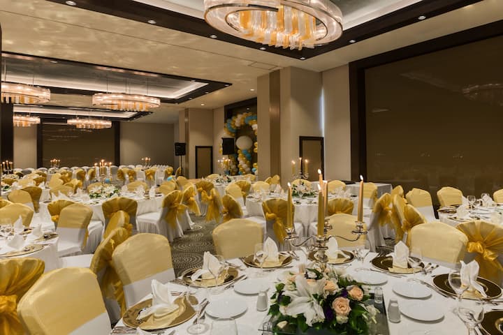 Meeting room at Wyndham Grand Istanbul Europe in Istanbul, Other than US/Canada