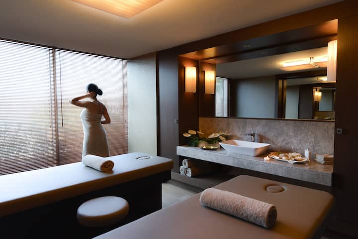 Health club at Wyndham Grand Istanbul Europe in Istanbul, Other than US/Canada